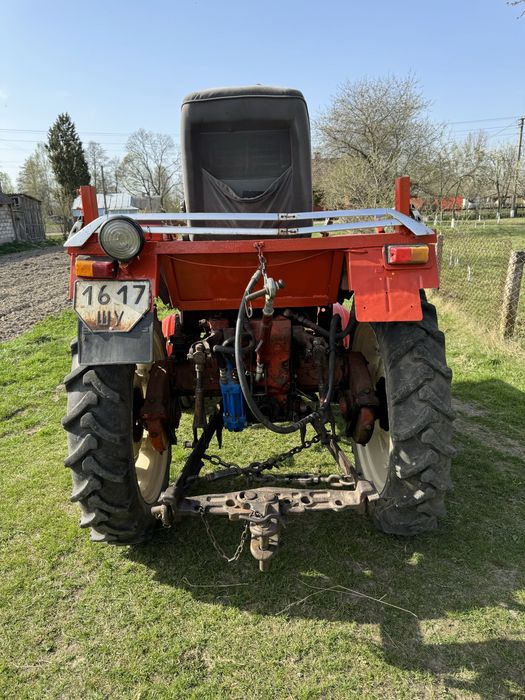 Продам трактор т25