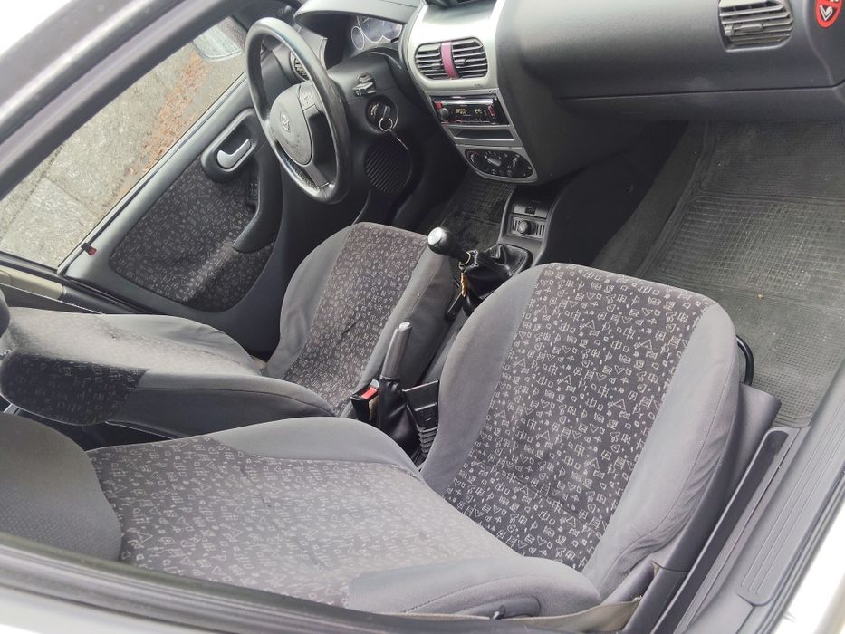 Opel corsa a gasolina baratinho... irrepreensível.com ar condicionado