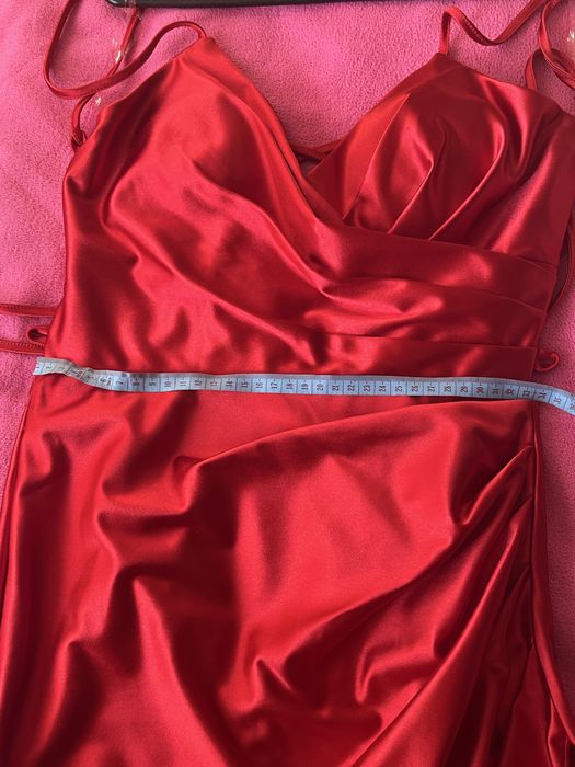 Випускна сукня/плаття