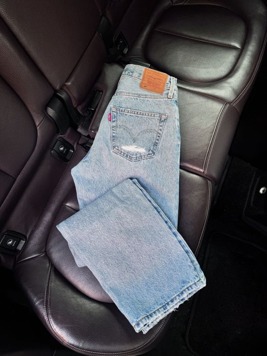 Жіночі блакитні джинси Levis
