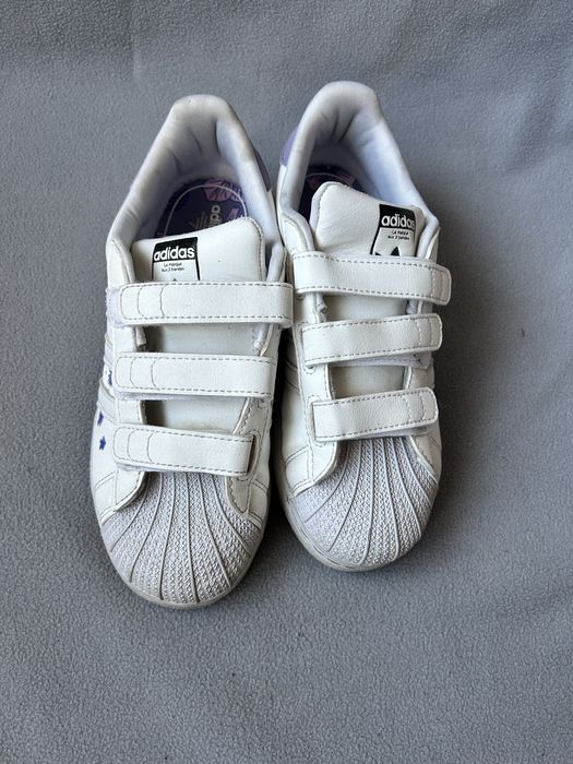 Adidas superstar