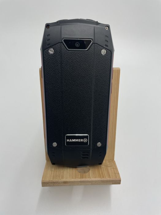 Telefon komórkowy Hammer 64 MB / 64 MB 2G czerwony