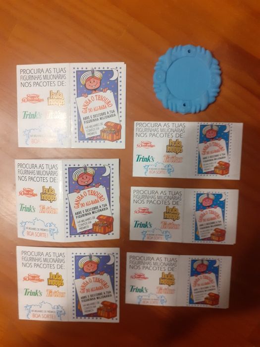 Cromos e tazos brindes