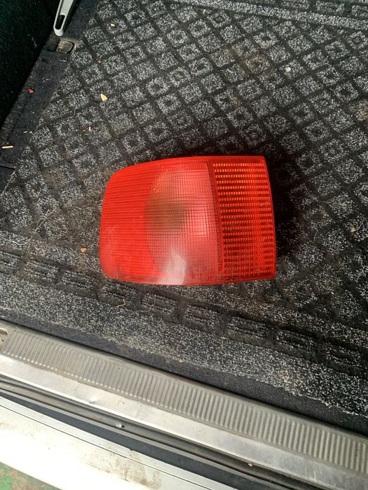 Задній ліхтар ауді а6 с4 хела