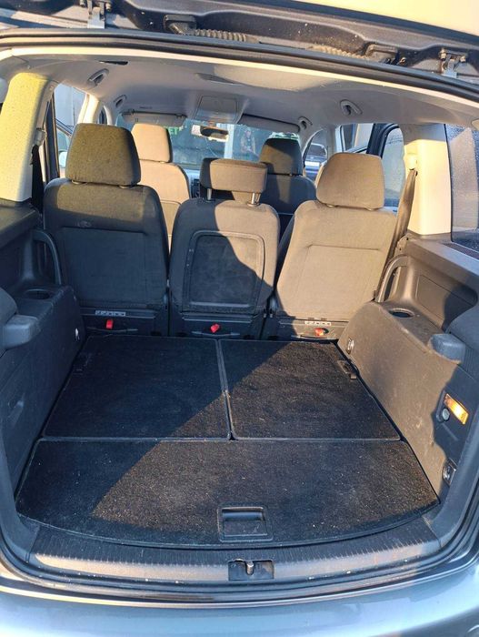 Продам фольксваген Туаран