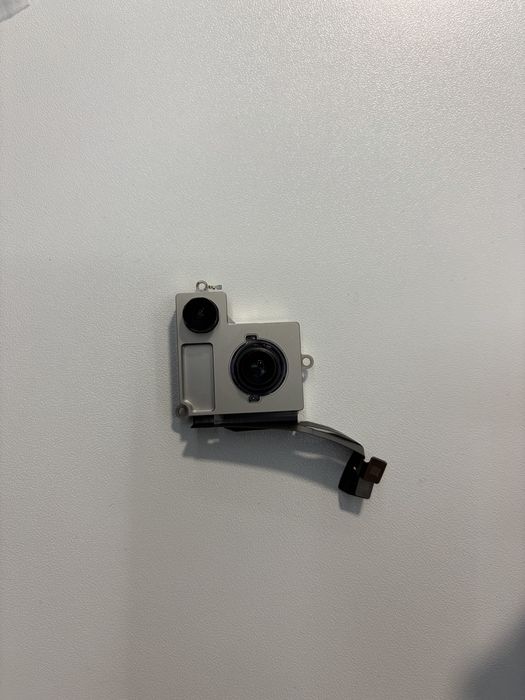 Основний модуль камери iPhone 15