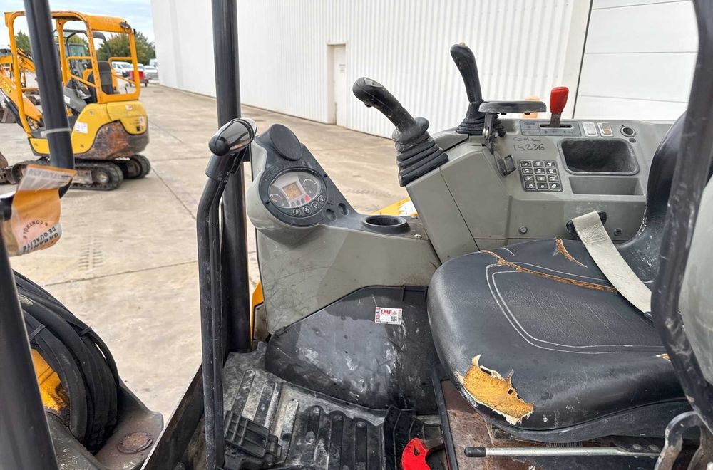 Bobcat E26EM 2017 — міні-екскаватор 2,6 т