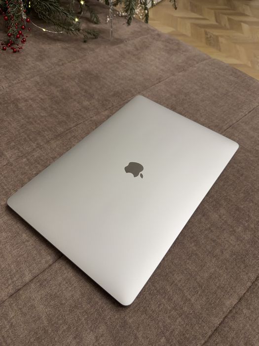 Новий ! MacBook Pro 16 2019 і7 | 16gb | SSD 512gb A2141 10 циклів