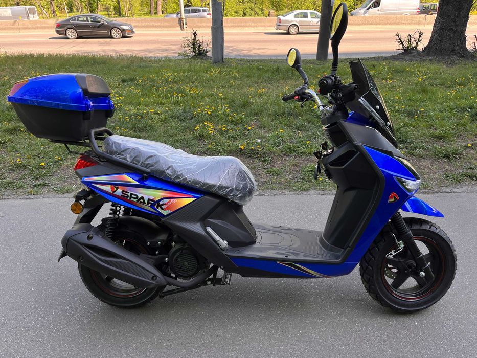 Скутер SPARK SP150S-19BN