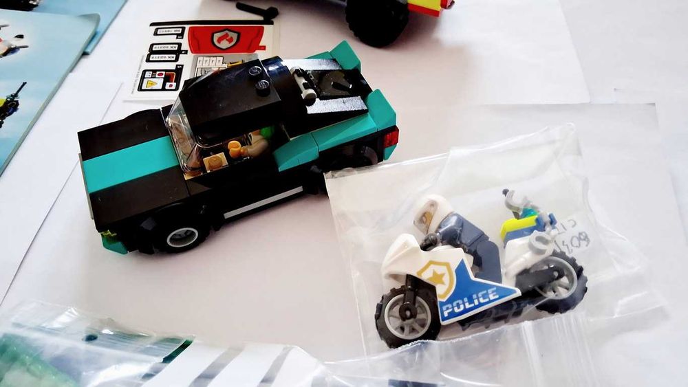 Lego City 60319 Fire Rescue & Police Chase em peças novas semi montado