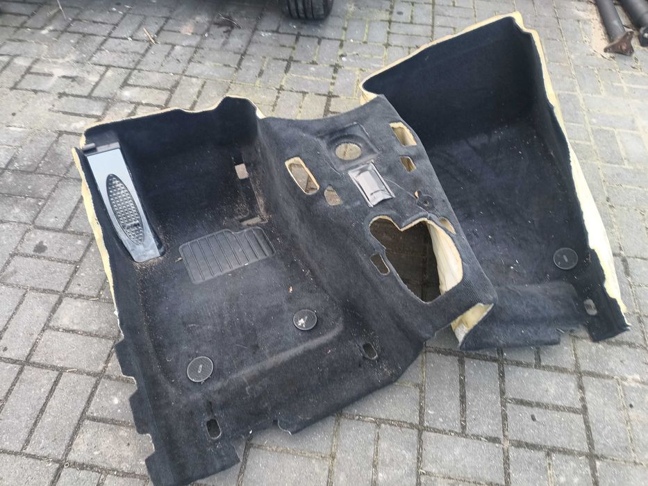 BMW E91 E90 dywan wykładzina przód czarny m-pakiet