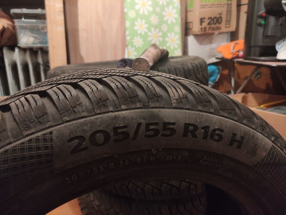 Peneus usados com poucos kms