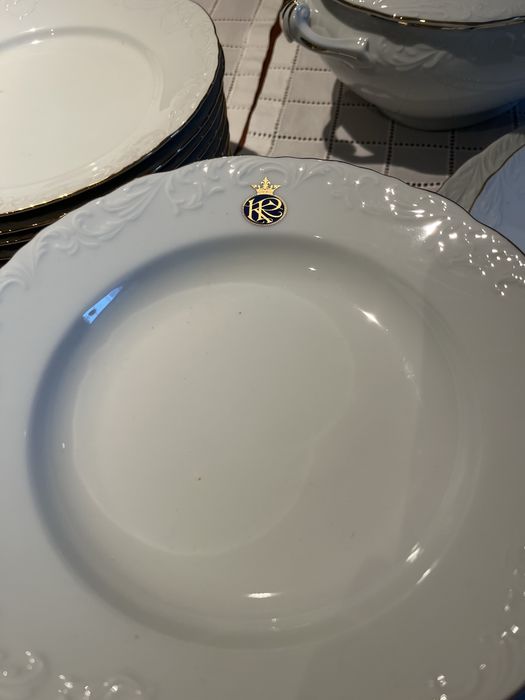 Serviço completo ( 93 peças) de porcelana inglesa George V