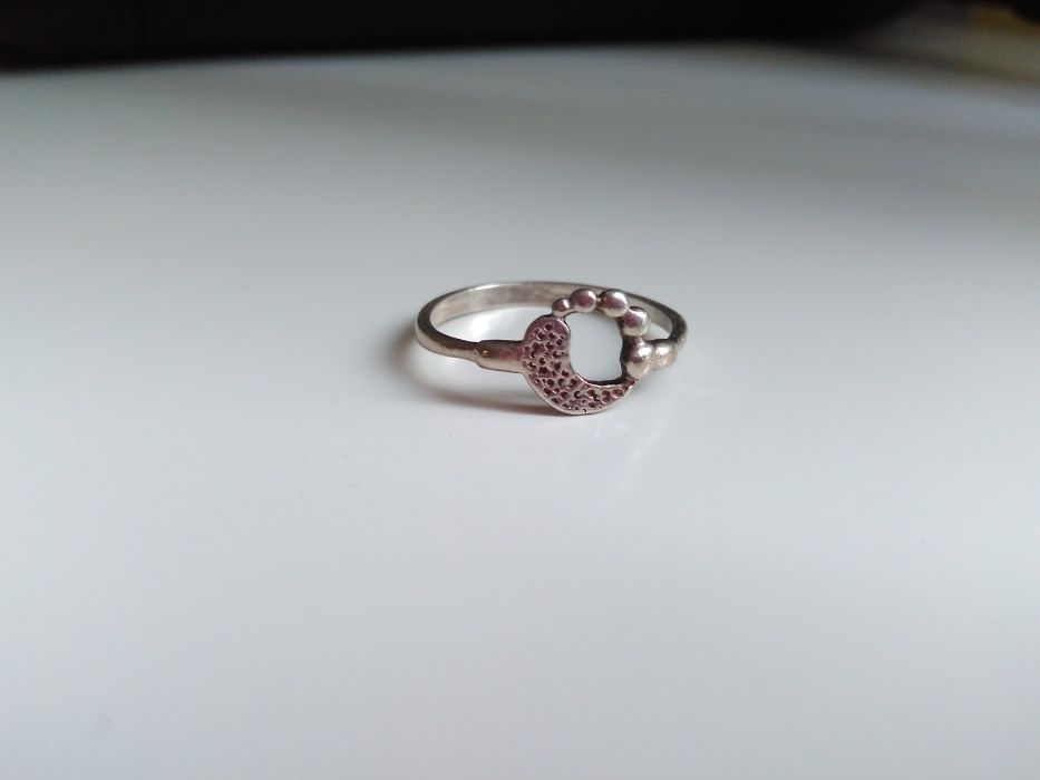 срібна каблучка перстень