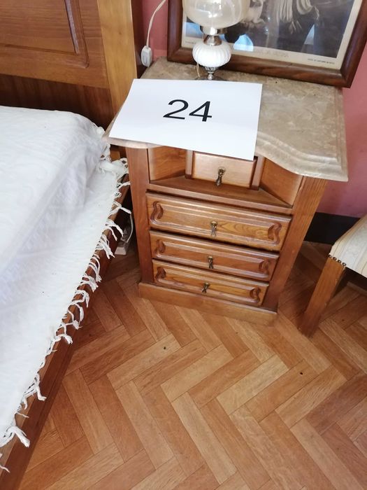 Vendo mobília de quarto completa em bom estado (arredores de Pinhel)