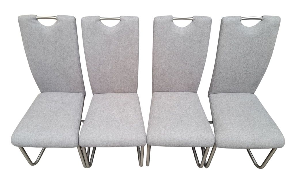 4 Krzesła na płozach, Krzesło, Krzesło tapicerowane