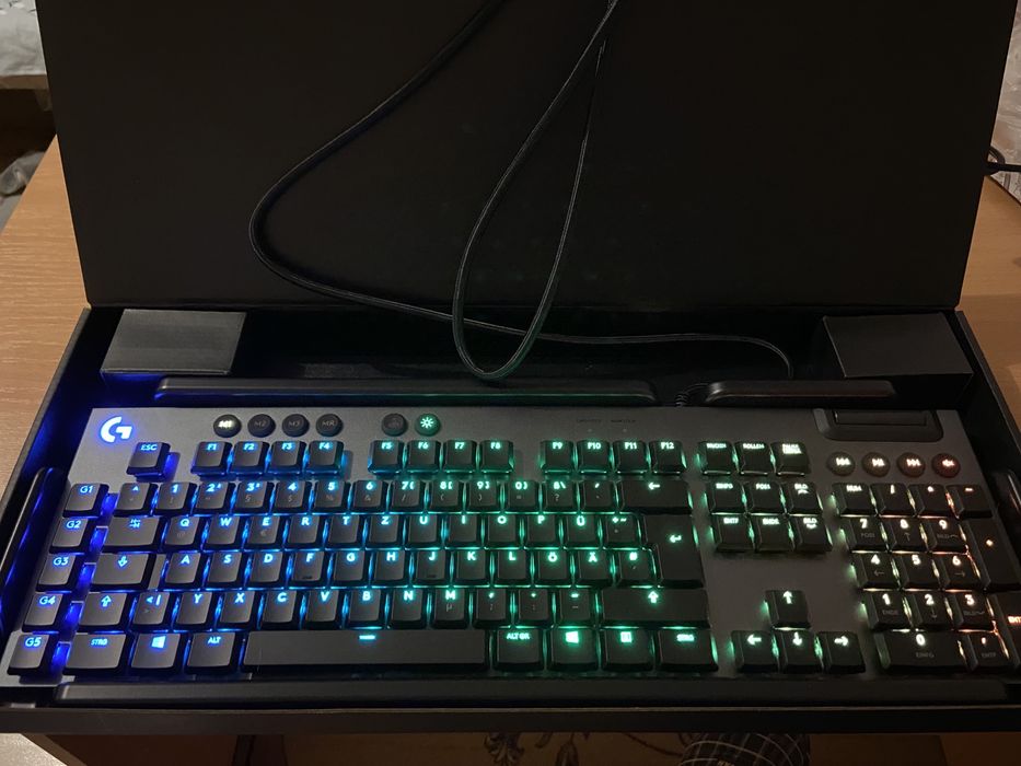 Механическая клавиатура Logitech G815