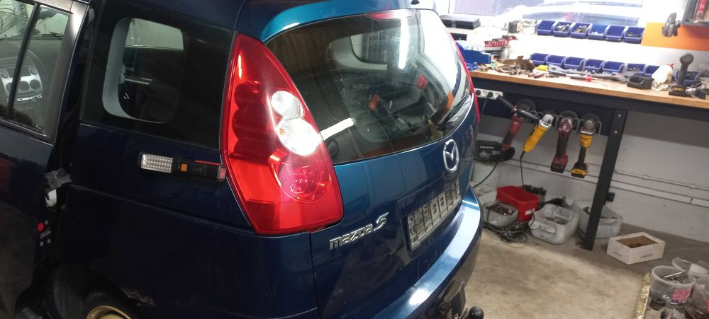 Mazda 5 dzwi lewe przod tyl 32c