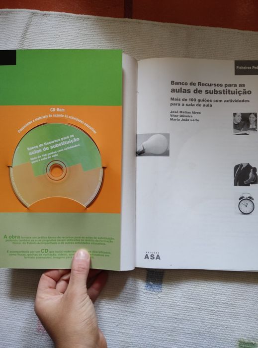 Book: Resource Bank for Substitute Class Lessons with CD64584629570306122