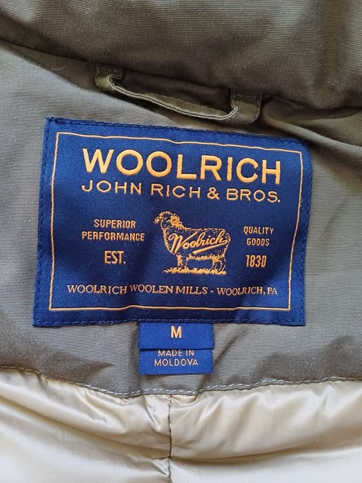 Woolrich kurtka zimowa Fox Parka rozmiar M