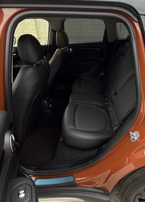 Продам MINI Countryman  Cooper D