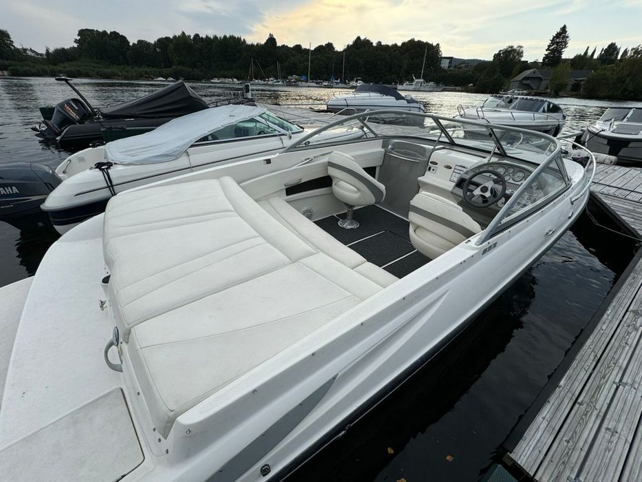 Łódz Motorowa Bayliner 652 Diesel 120 koni Motorówka