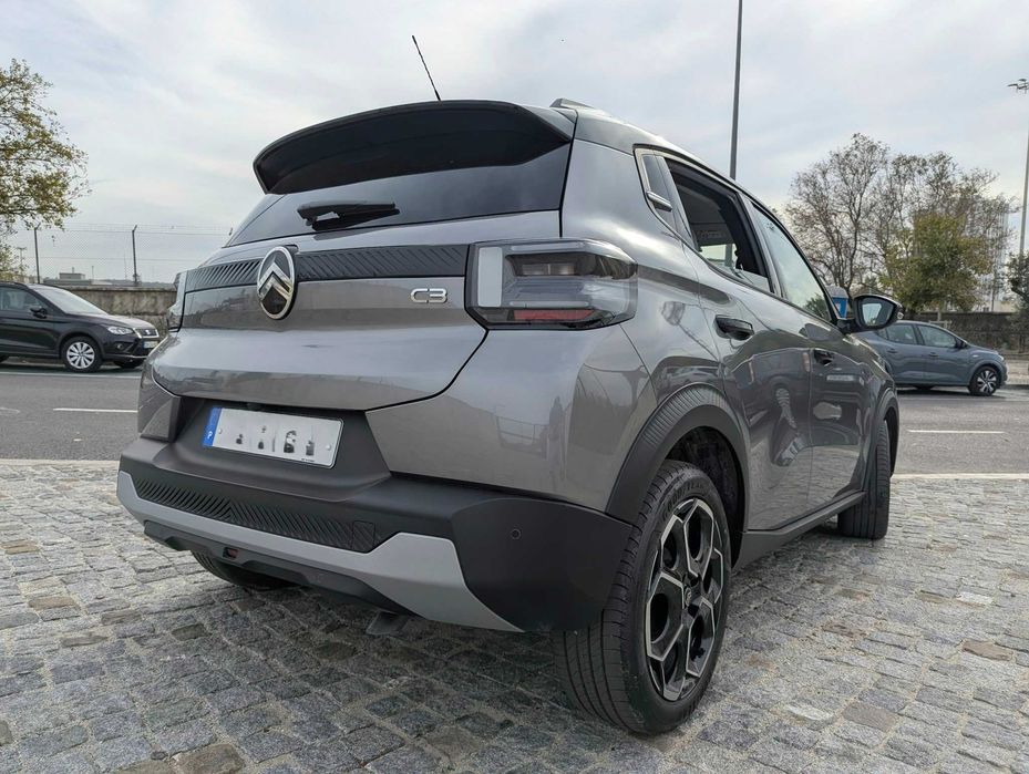 Citroën C3 Turbo MAX 2025 Gasolina Cinza Completo 1 ano de uso 8.000km