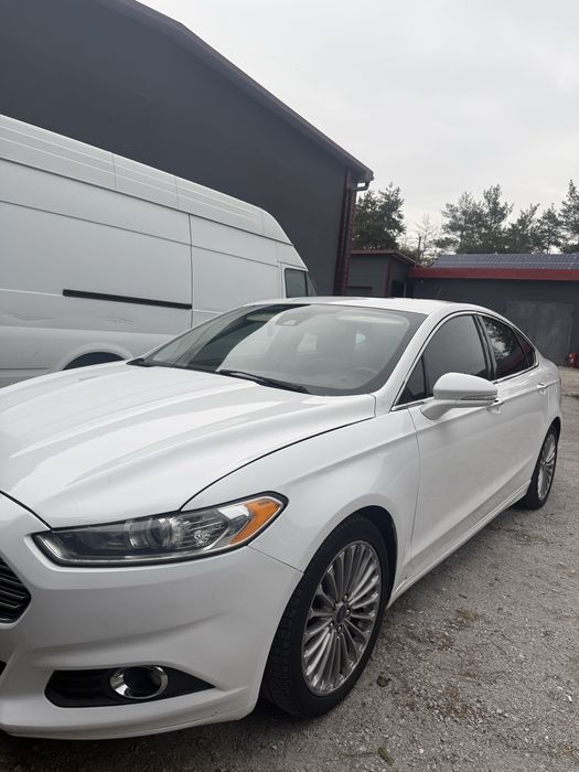 Ford Fusion TiTANIUM 2013