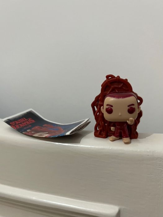 Stranger things kinder ovo joy - troca e venda