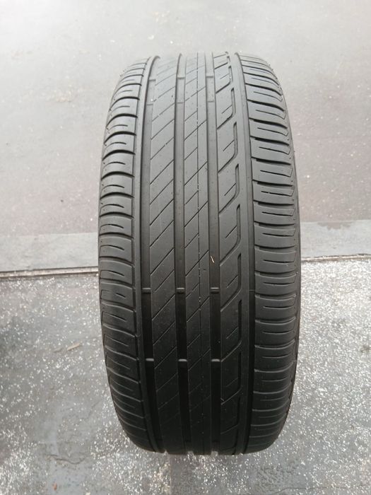 215/55/17 bridgestone turanza t001
