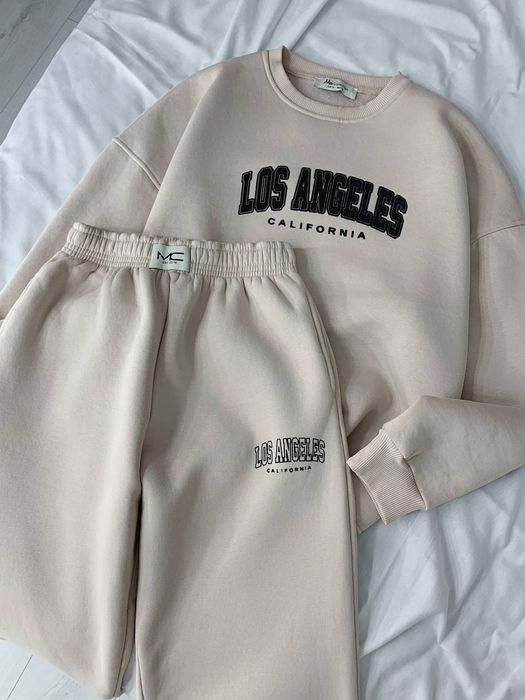 Бежевий теплий флісовий костюм жіночий mai collection