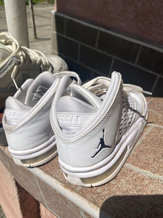 jordan 23 - купити чоловіче взуття - Ціна на OLX.ua