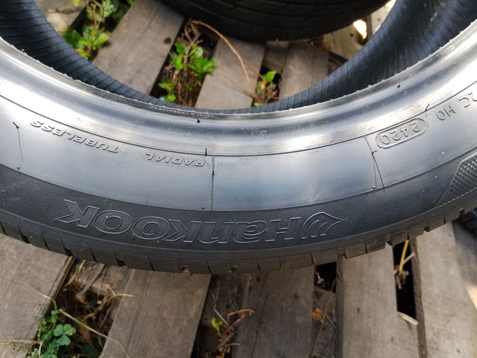 Hankook 305 40 r20 2шт шини bmw х5 літні б'у з Європи