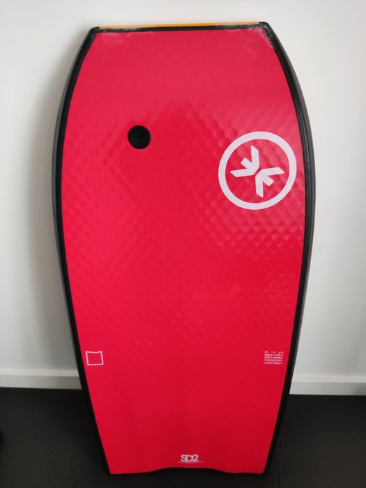 Prancha Bodyboard Deeply Double Concave 40.5" com Leash Bicep