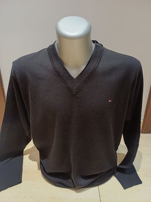Sweter męski serek czarny XXL.