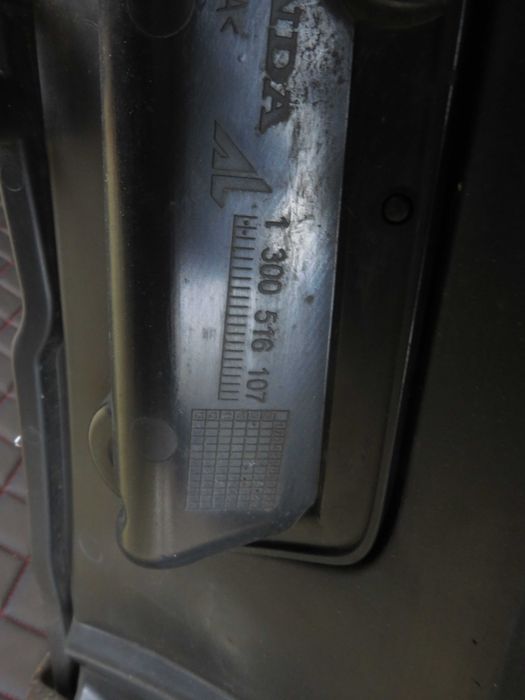 HONDA CIVIC VIII UFO LIFT 07-12  Atrapa Grill 71120-SMG-E613-M1