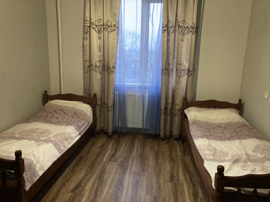 4-3 км. Квартири подобово Калуш. Тепло включенеПоряд з центральним АТБ