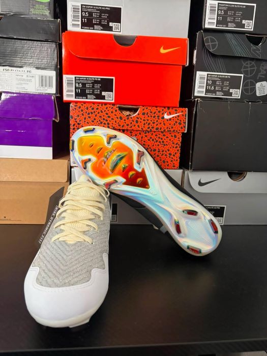 Chuteiras Nike Mercurial Edição Limitada