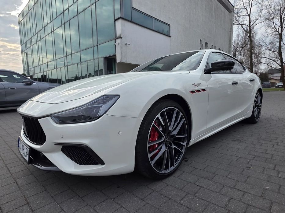 Maserati Ghibli Maserati Ghibli