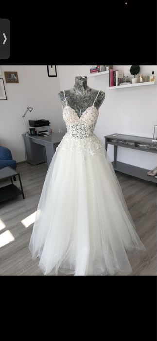 Suknia ślubna - projekt indywidualny Aleksandra Mirosław + długi welon