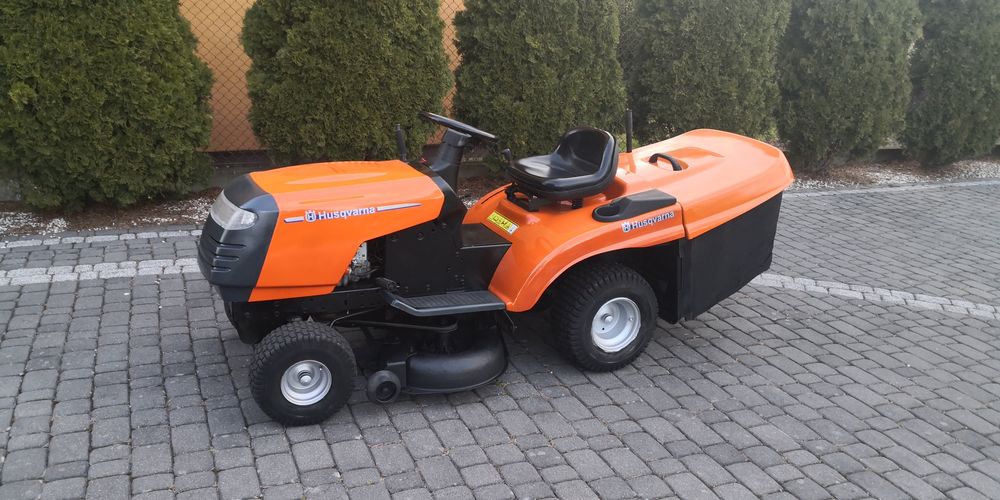 Traktorek,kosiarka Husqvarna,manual,15,5km, Briggs&stratton  z koszem