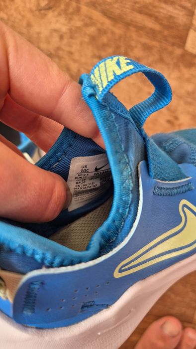 кросівки nike flex runner 27р