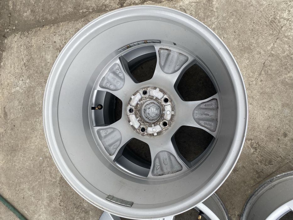 Діски 5 114.3R17 Renault