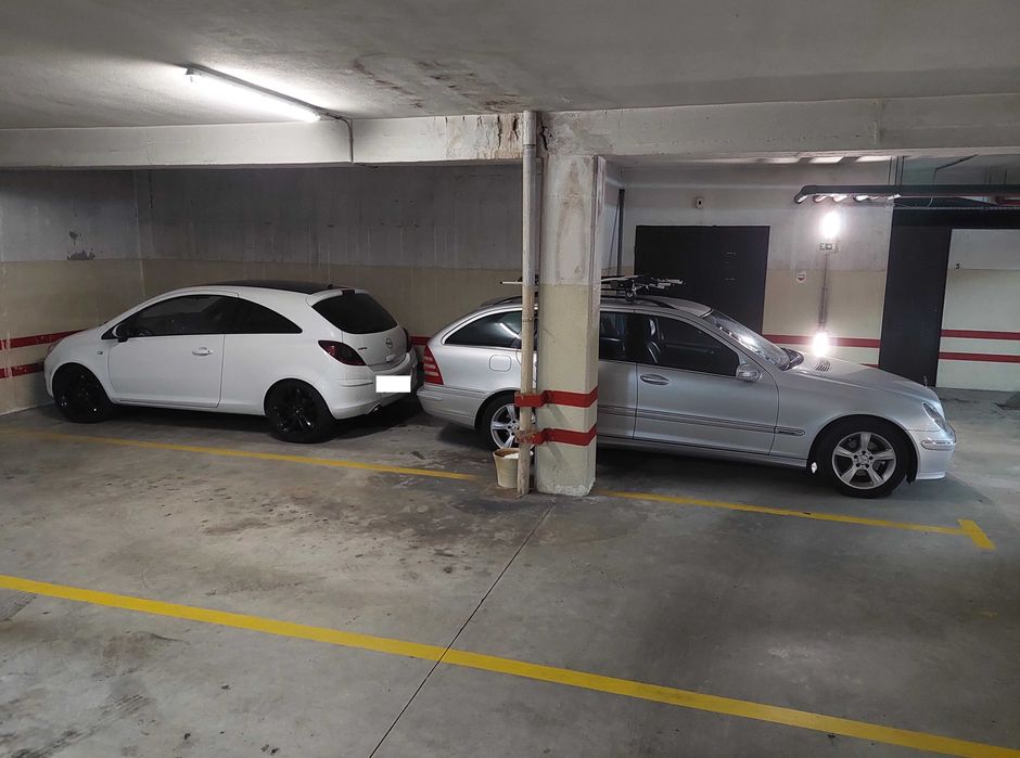 Lugar garagem duplo plena avenida de gaia ao Carpa