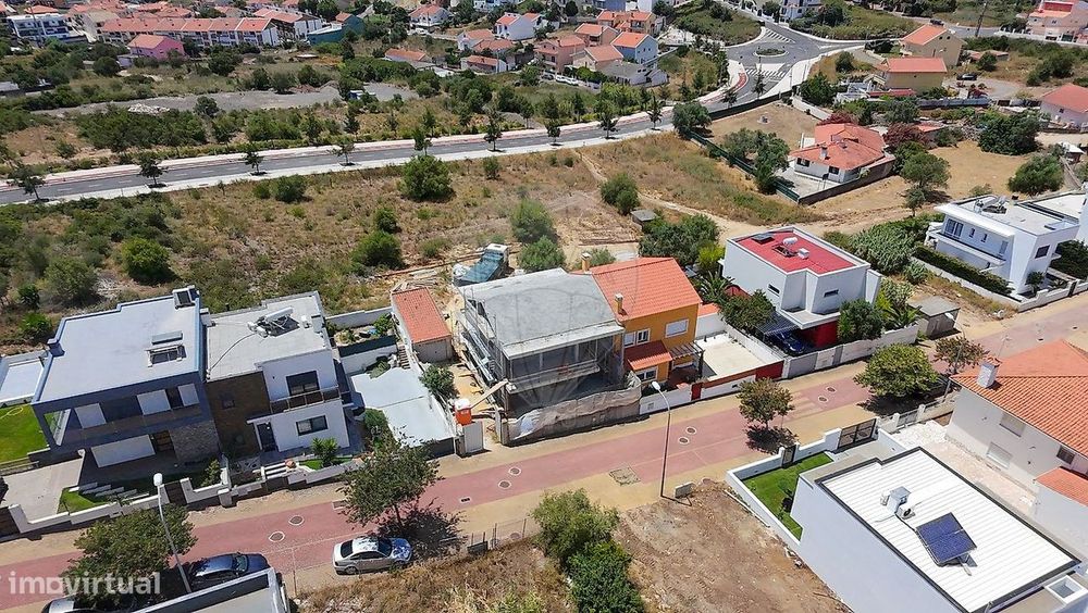 Moradia T4 para venda