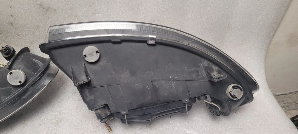 lampy przód seat leon