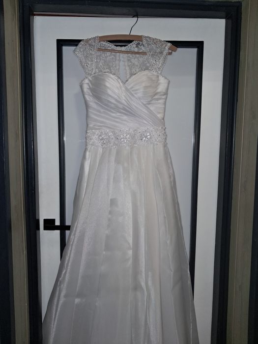 Piękna sukienka slubna S