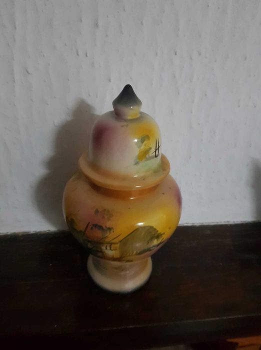 Pote em porcelana nr 1170 Itália