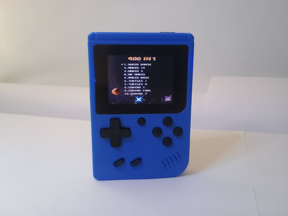 Mini konsola retro w stylu Game Boy