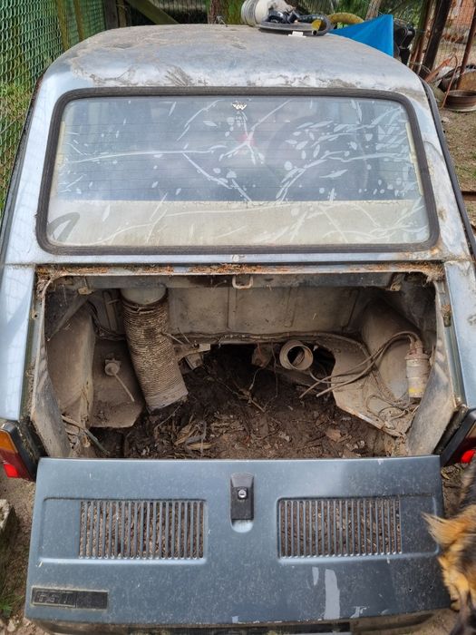 Fiat.         126p